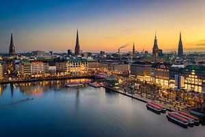Sonnenuntergang Skyline von Hamburg