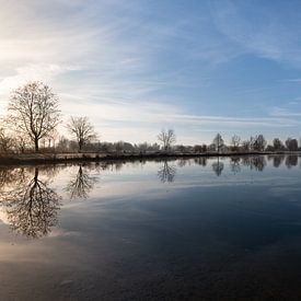 Sunrise at the lake by Ulrike Leone