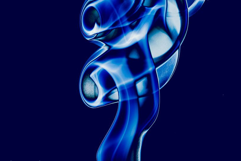 Curved Blue van Hans Krijnen