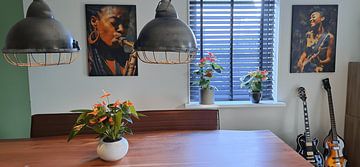 Klantfoto: Vrouw met gitaar in warm zonlicht van Steinfox Art