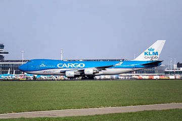 KLM (Cargo) Boeing 747 crosses Kaagbaan by Maxwell Pels