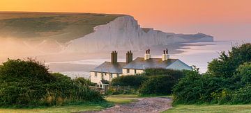 Sunrise at Cuckmere Haven and the Seven Sisters