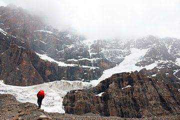 Un ruisseau de glace et de neige sur Jan Bakker