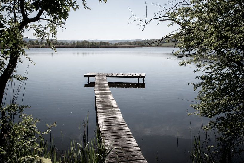 Steg am Breitunger See von Suzanne Schoepe
