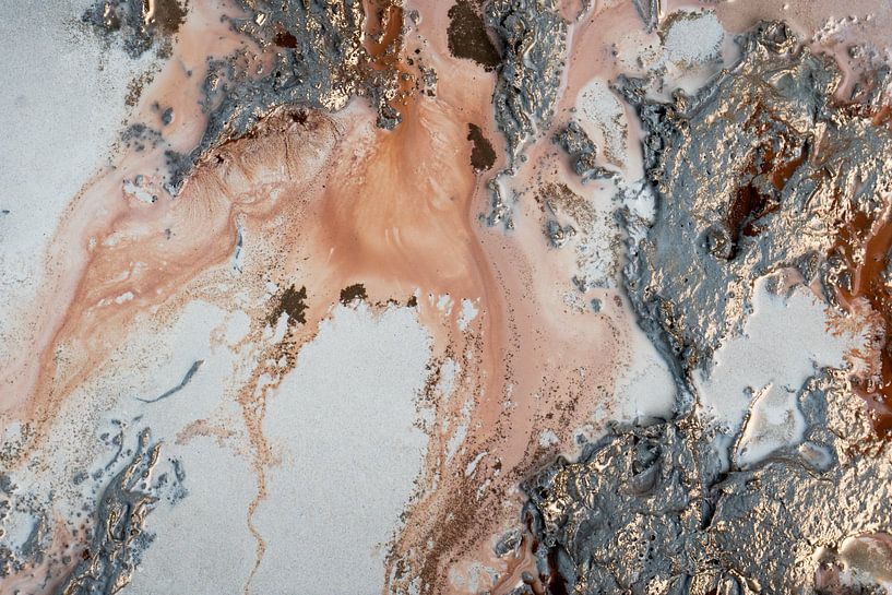 Unearting by Petra Meikle de Vlas