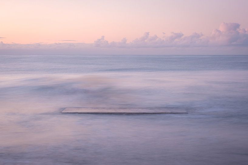 Brise-lames sous les vagues par Johan Vanbockryck