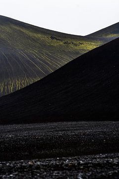 Vulkanische heuvels IJsland van Danny Slijfer Natuurfotografie