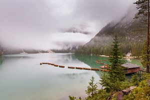 Pragser Wildsee in den Dolomiten.