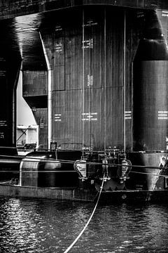 Offshore platform en schepen in de Europoort. van scheepskijkerhavenfotografie