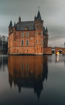 Heeswijk Castle by Frederike Heuvel