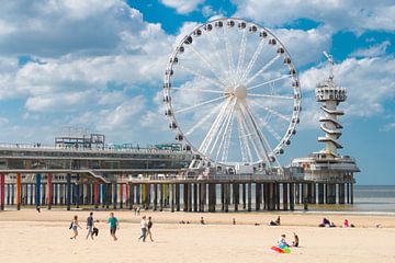 Riesenrad auf der Mole bei Scheveningen von Peter Apers