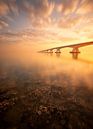 Zeelandbrug tijdens een prachtige zonsopkomst van Jos Pannekoek thumbnail