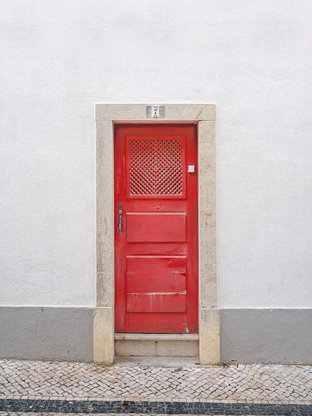 Red Door No 7 in Ericeira, Portugal - minimalism street and travel photography by Christa Stroo photography