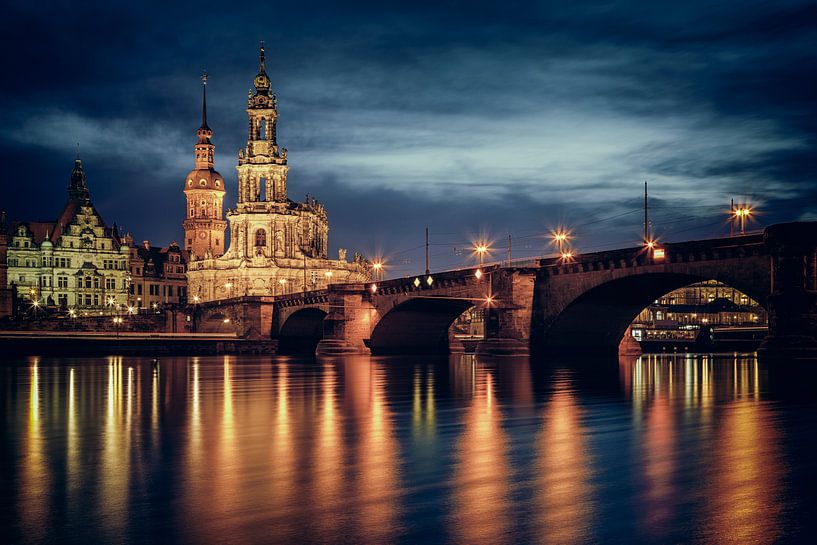 Augustusbrug en Hofkerk Dresden II van Daniela Beyer