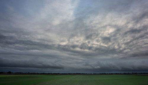Showers above the polder