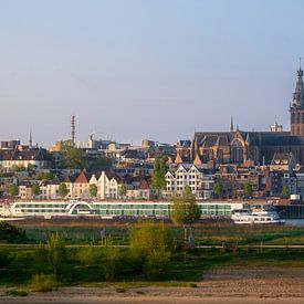 Nijmegen zonsopkomst van Mario Visser