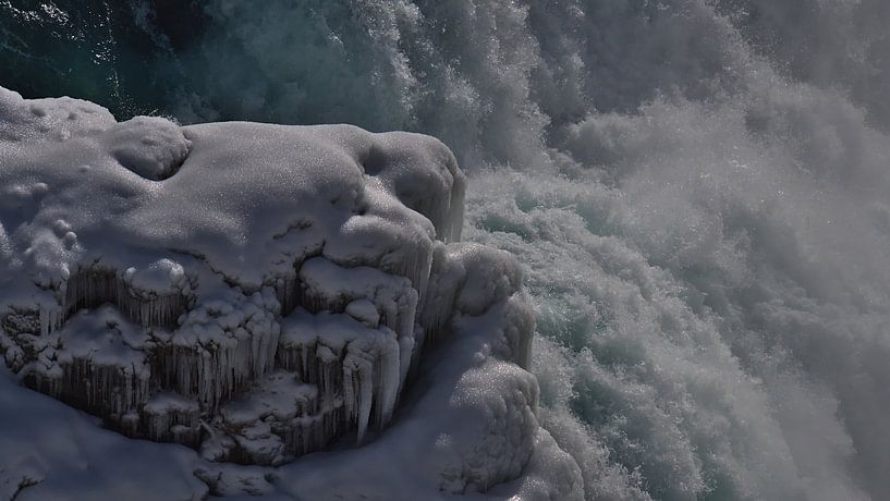 Wilde Gullfoss van Timon Schneider
