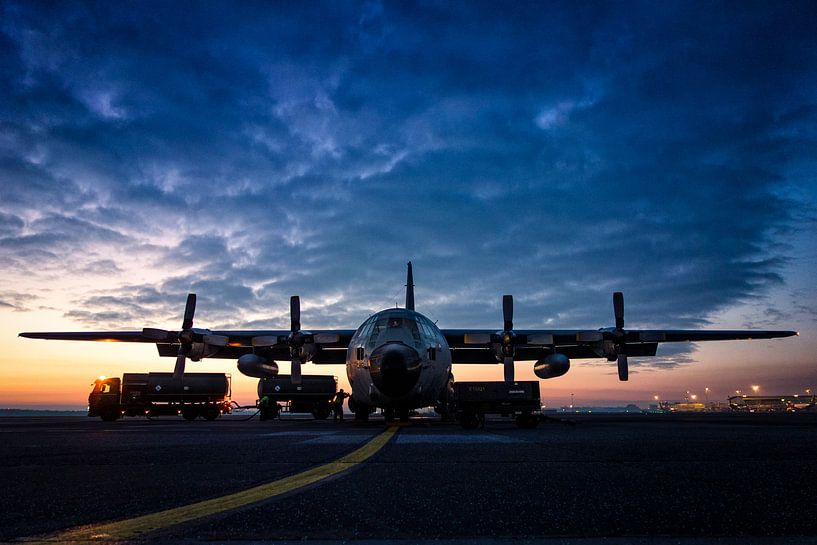 Ravitaillement en carburant d'un C-130 Belge le matin par Luc V.be