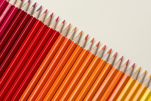 Collectie van bont gekleurde potloden