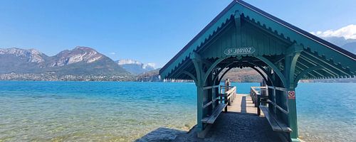 Beauté du quai de St. Jorioz