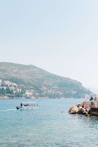 Vue magnifique sur un bateau à Dubrovnik | Croatie par Amy Hengst