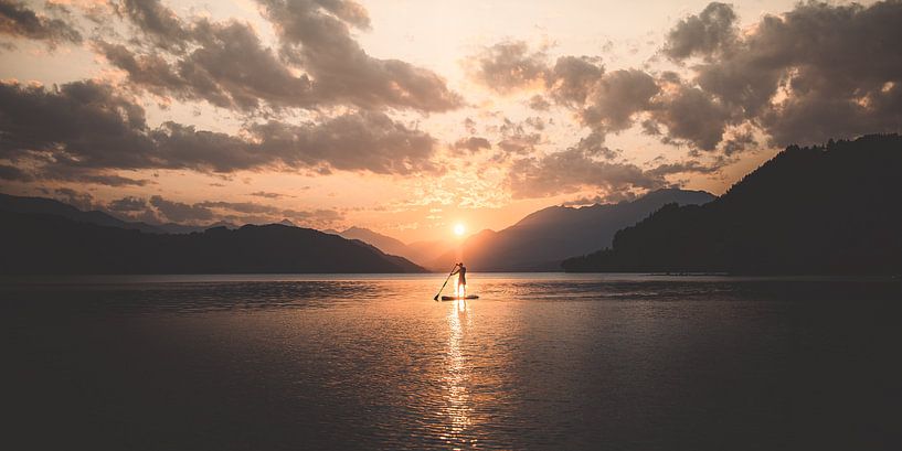 Coucher de soleil sur le Millstätter See, Autriche par Tes Kuilboer