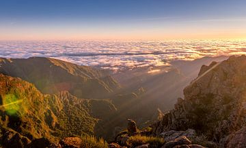 Uitzicht vanaf Pico do Arieiro, Madeira van Wim Westmaas