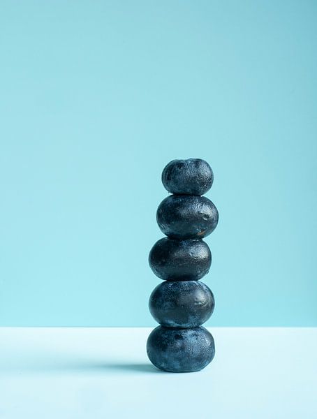 Schwarze Beeren... aufgetürmt von Mariska Vereijken