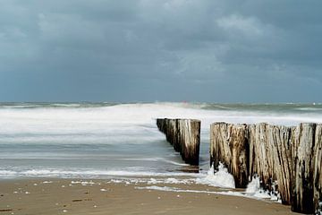Storm aan zee van Fotografie Gina Heynze