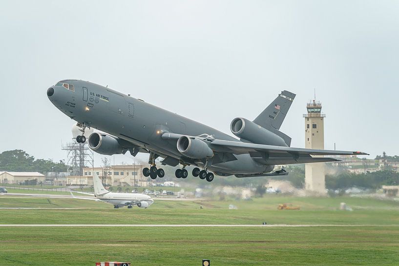 Start U.S. Air Force McDonnell Douglas KC-10 Extender. von Jaap van den Berg