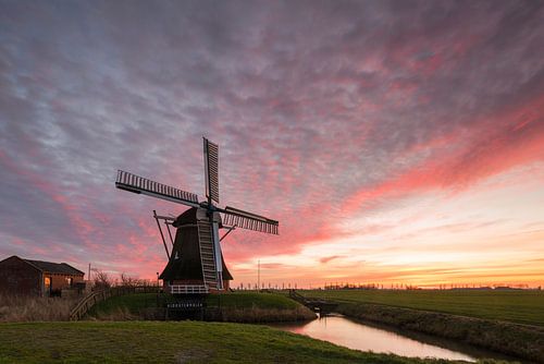 Zonsopgang Kloostermolen Garrelsweer Groningen