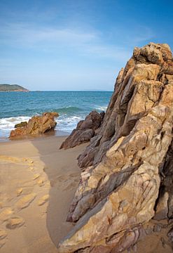 Paysage côtier de la mer de Chine méridionale près de Quy Nhơn (Vietnam) sur t.ART