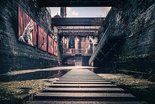 Jardin de bunker - aciérie, mine et usine sidérurgique dans le parc paysager de Duisburg-Nord sur Jakob Baranowski - Photography - Video - Photoshop