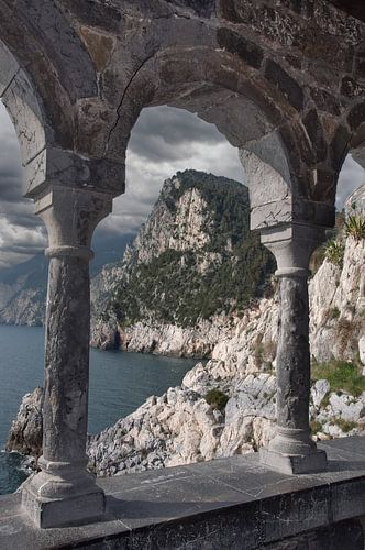 Kust bij Porto Venere aan de Italiaanse Rivièra, Ligurië