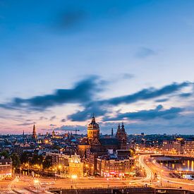 Panorama: Uitzicht over Amsterdam  van John Verbruggen
