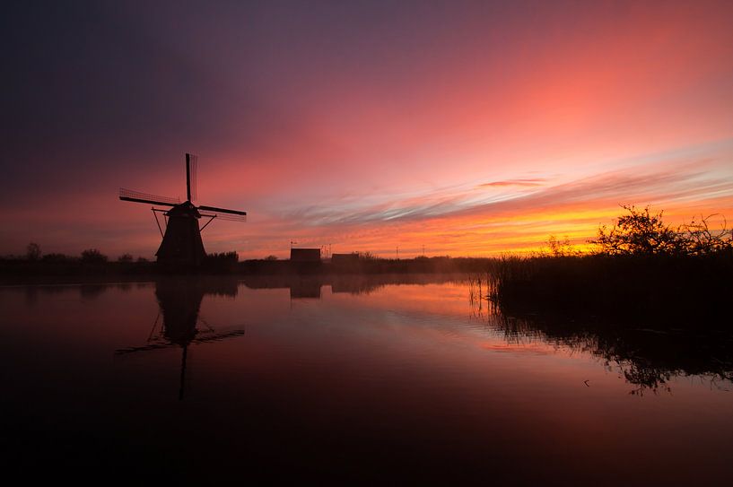 windmolens bij zonsopkomst van Andrea Ooms