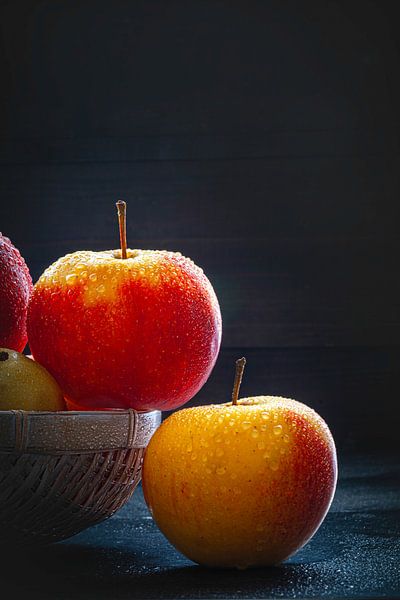 Herbstäpfel – Frische im goldenen Licht von Sabine Schemken