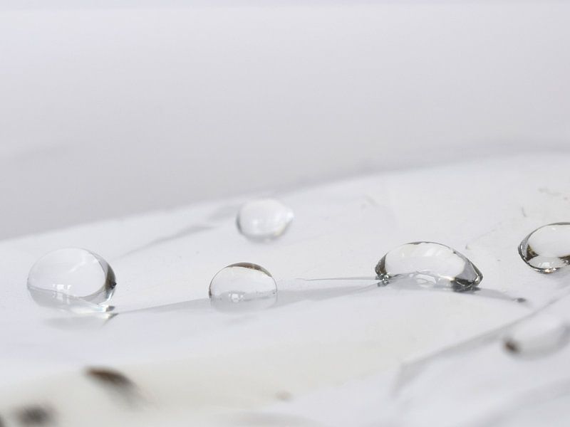 Waterdruppels by Manon Sloetjes