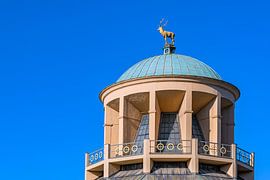 BADEN-WÜRTTEMBERG : DER GOLDENER HIRSCH AM KUNSTGEBÄUDE STUTTGART