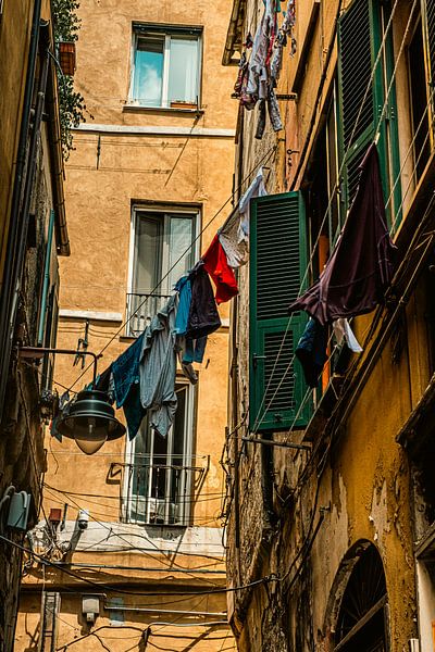 Streets of Genoa van Lima Fotografie
