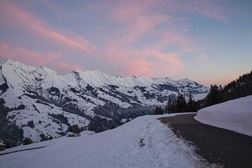 Sonnenaufgang in den Berner Alpen