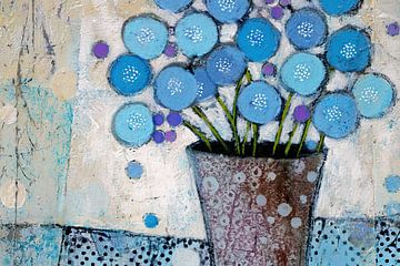 Cheerful Blue Blooms