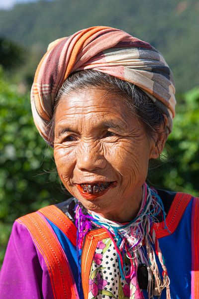 Lisu woman, Thailand by Henk Meijer Photography