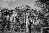 Het verlaten glazen huis