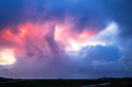 Zonsopkomst aan de Waddenkust