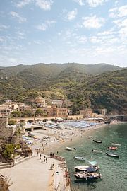 Monterosso, Cinque Terre - Italië van Tessa Hoogenboezem
