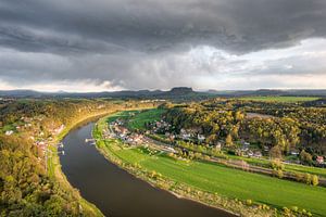 Thunderstorm in Saxon Switzerland van Michael Valjak