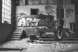 Art in decay by Marcel Hechler