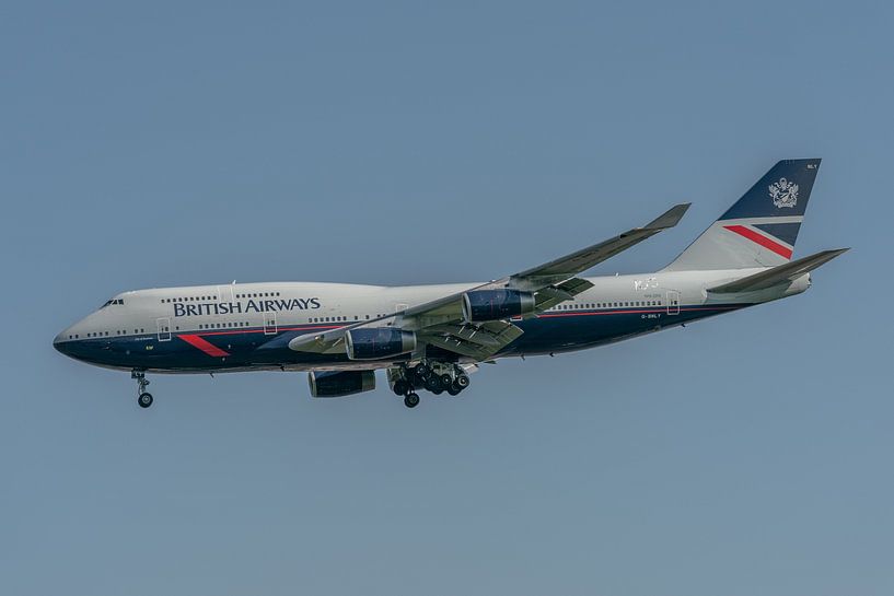 100 ans de British Airways ! Ce Boeing 747-400 (G-BNLY) a été peint dans la livrée Landor pour cette par Jaap van den Berg