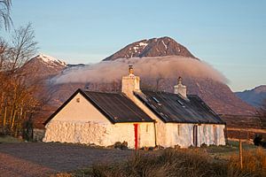 Sonnenaufgang am Black Rock Cottage mit dem Buachille Etive Mor, Lochaber